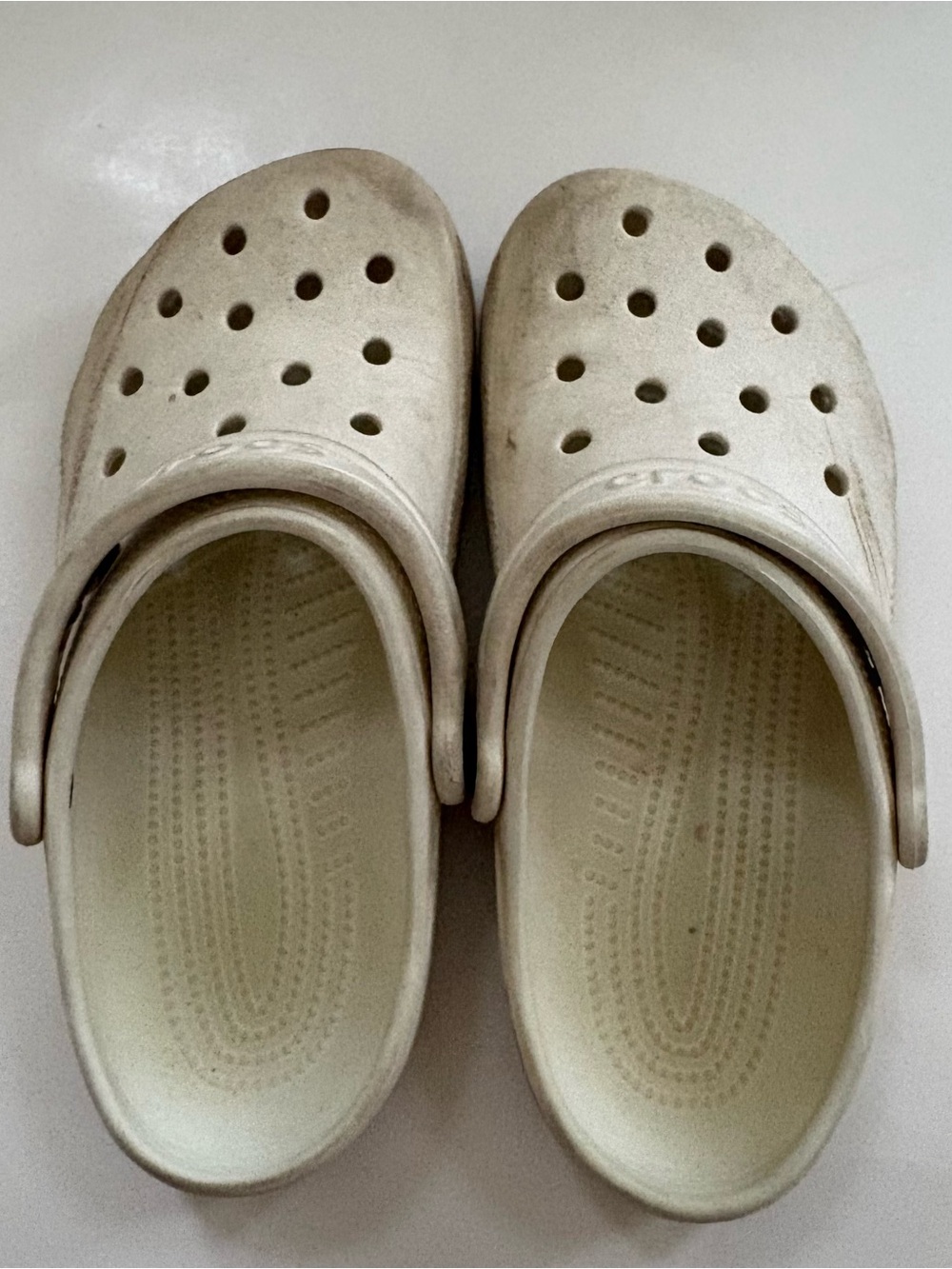Unisex white crocs
